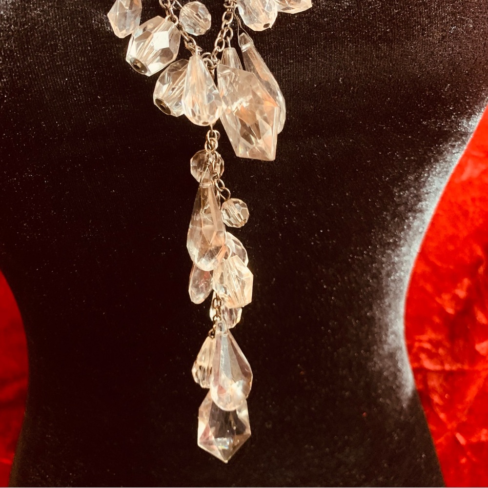 Gorgeous Gold Tone Chain with Variety of Clear Crystal Gems